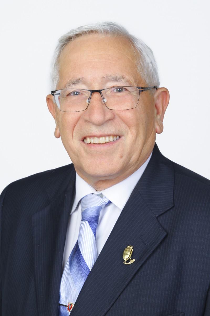 Saluda Presidente de la Sociedad de Festeros Saluda Presidente de la Sociedad de Festeros